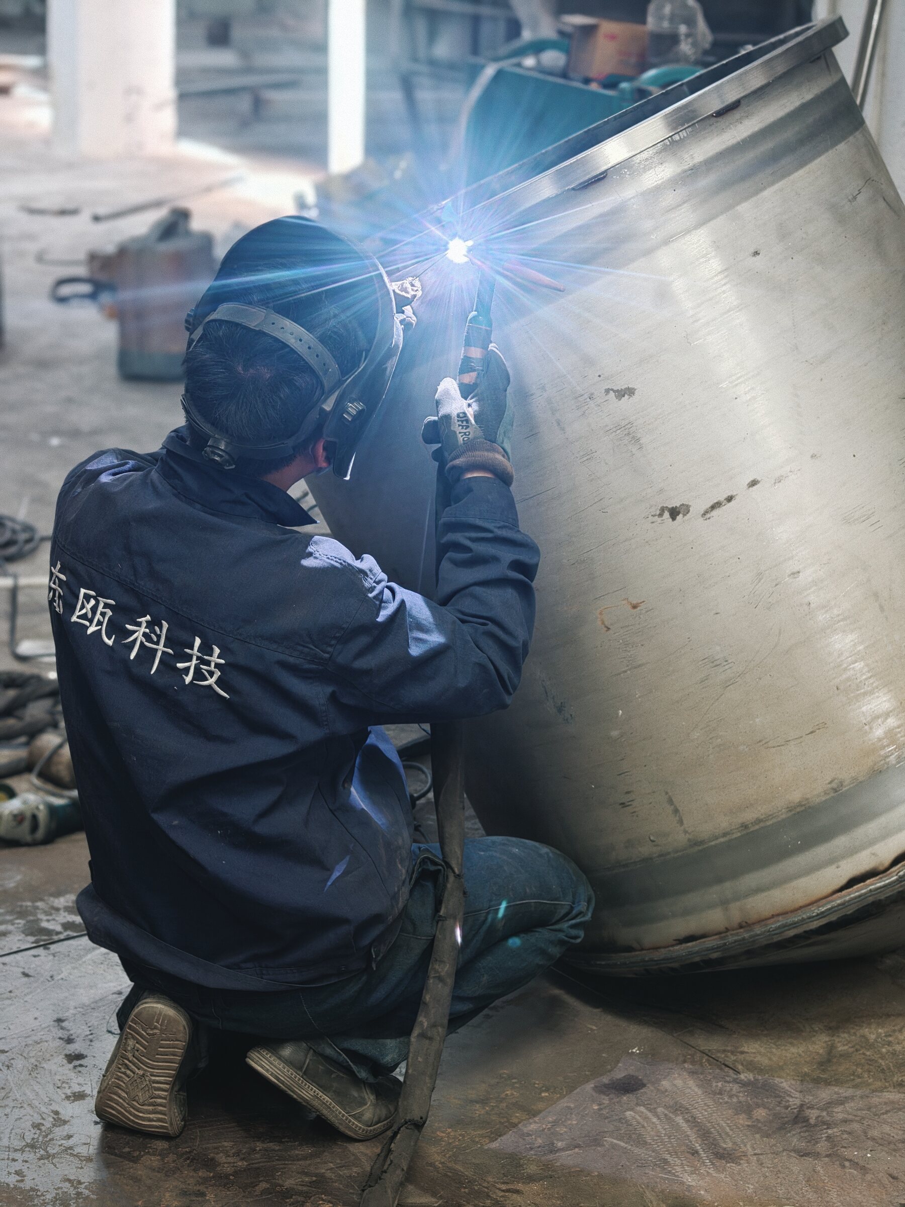 Custom stainless steel mixing tank
